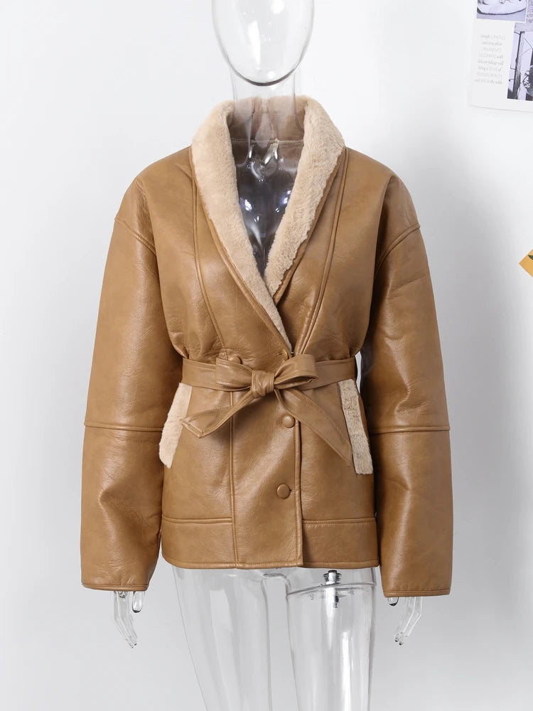 Audrey - Loose-Fitted Jacket