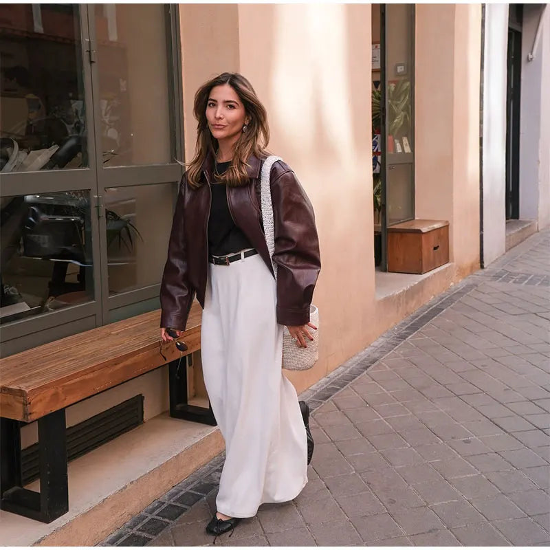 Vera - Fashionable Leather Jacket
