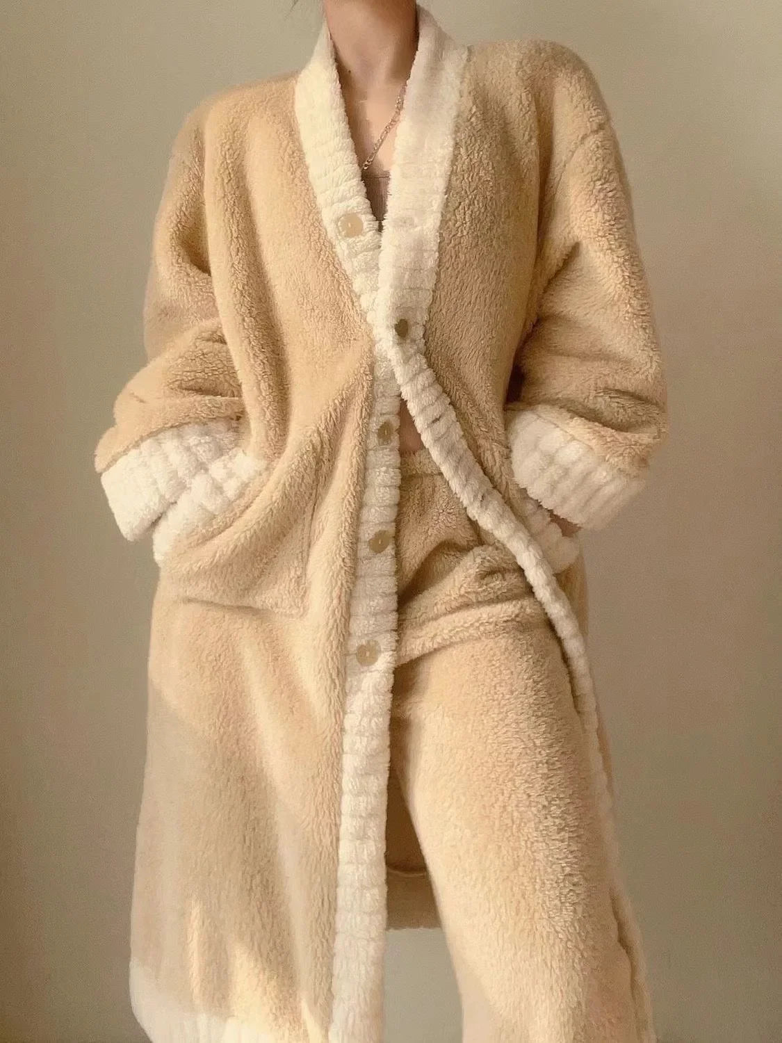 Cecilia - Autumn Winter Coral Velvet Sleepwear