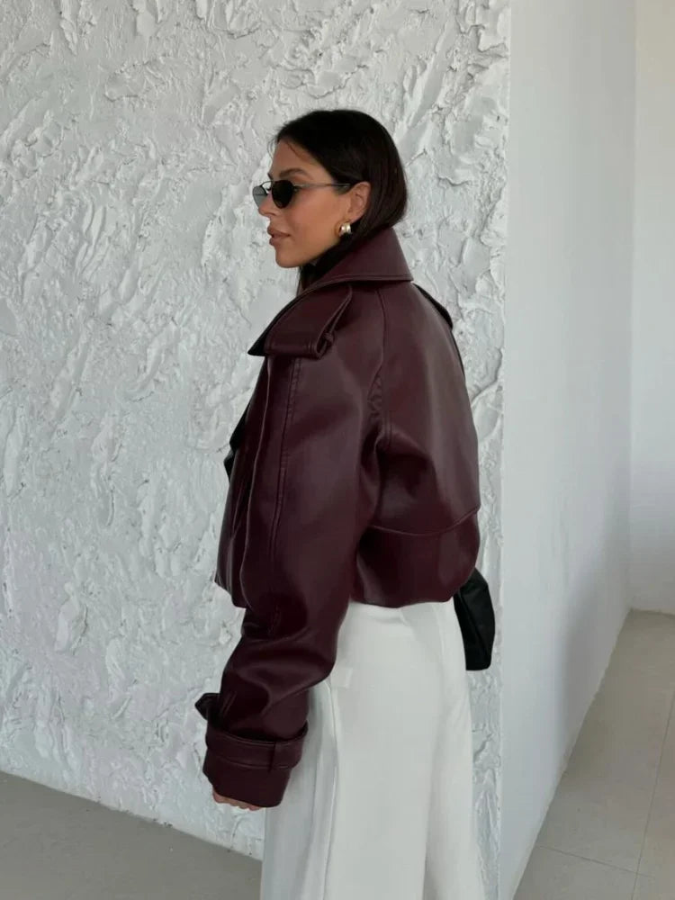 Winta - Chic Cropped Leather Jacket
