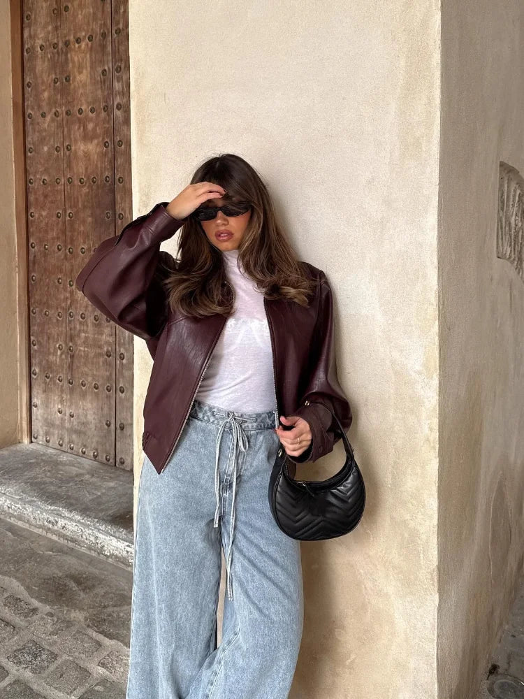 Vera - Fashionable Leather Jacket