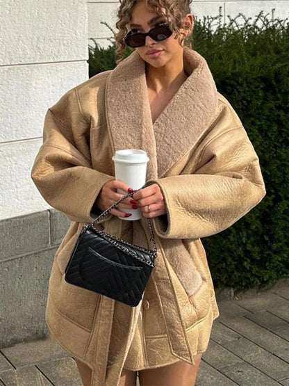 Audrey - Loose-Fitted Jacket